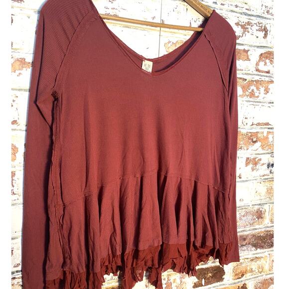 Free People We the Free Oversized Flowing Layered Hem Long Sleeve Thermal Blouse - Picture 3 of 7